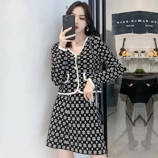 Autumn and Winter Small Fragrance Design Sense Women's Skirt Temperament Age-reducing Knitted Suit