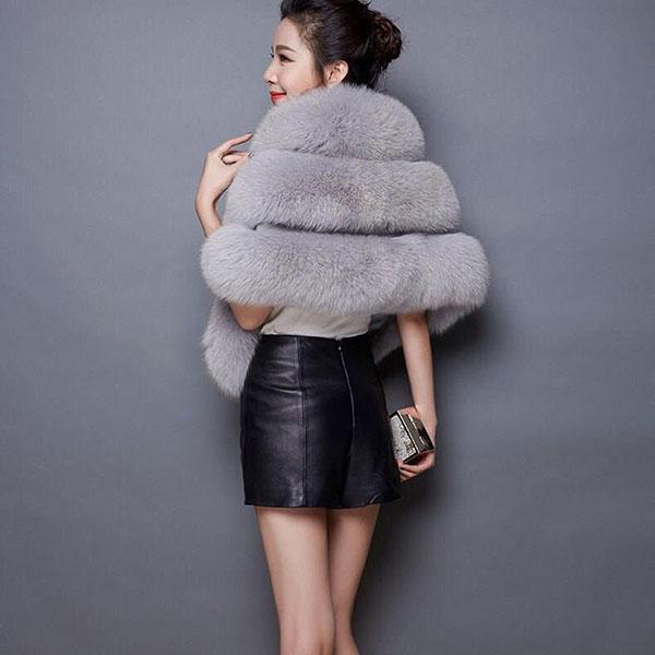 Autumn Winter Faux Fur Shawl Coat Women's Cheongsam Wedding Capes with  Slim Fit  Faux Fox Fur Warm Shawls and Wraps