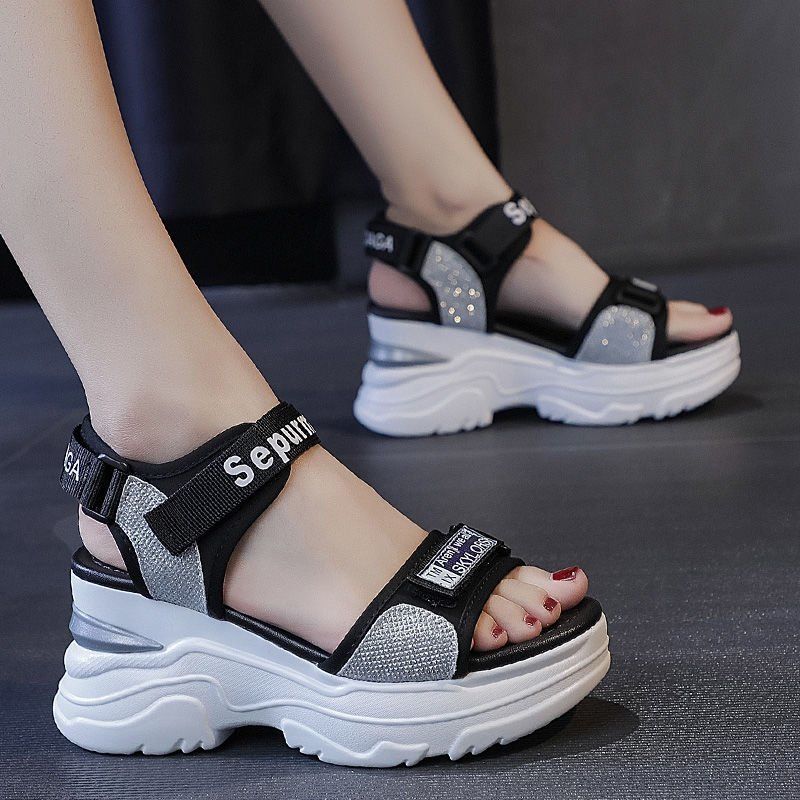 Sports Sandals Women's Soil Super Fire Thick Bottom All-match Platform Shoes Heightening Sandals Lightweight Non-slip High and Low Sandals