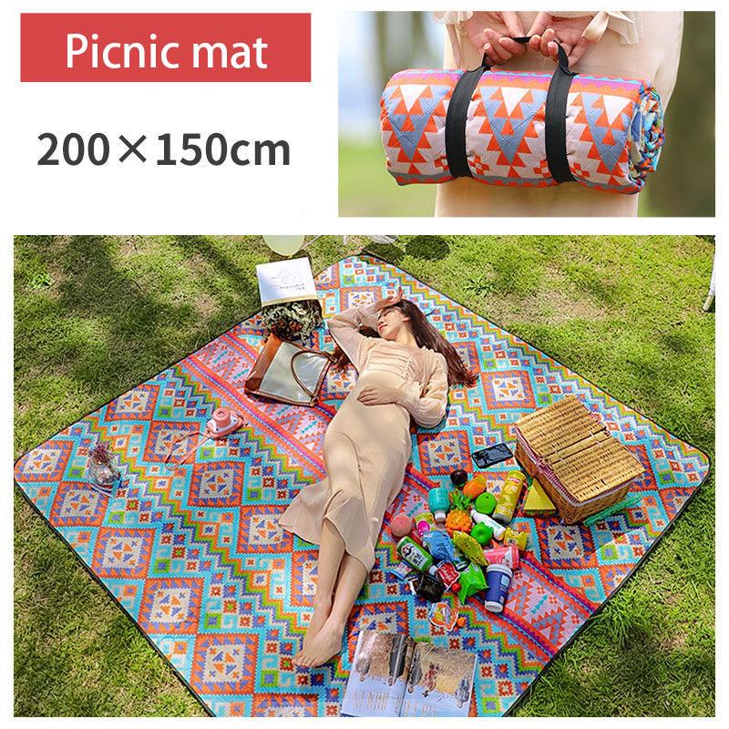 Outdoor Waterproof Padded Picnic Mat Machine Washable Picnic Cloth Moisture-proof Mat Picnic Outdoor Portable Lawn Mat