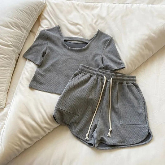 2PCS Women's Sports Running Suit Short Sleeve T-Shirt + Loose Wide Leg High Waist Shorts Two Piece Set Women Jogging Casual Two Piece Set Short Suit