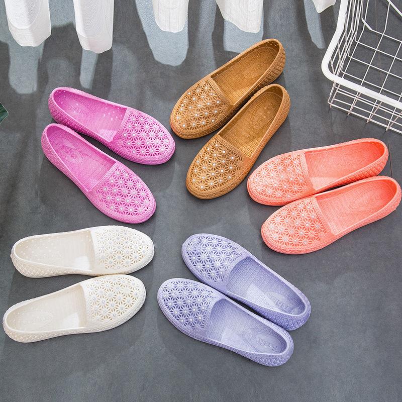 Summer Hollow Sandals Women Flat Bottom Breathable Flower Jelly Hole Shoes Soft Beach Fashion Rain Boots Women