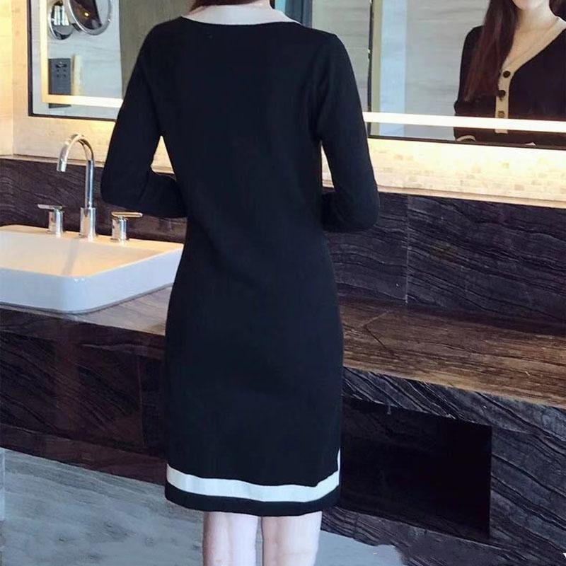 Autumn and Winter Plus Size V-neck Dress Long Sleeve Slim Knit Bottoming Shirt Fashion Simple Button Sweater Skirt