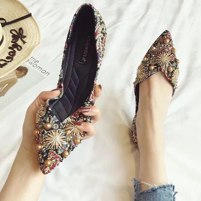 Korean Version of Retro Single Shoes Female Printed Cloth Pointed Toe Flat Shoes Rhinestone Rivet Scoop Shoes Shallow Mouth Soft Bottom Shoe All-match