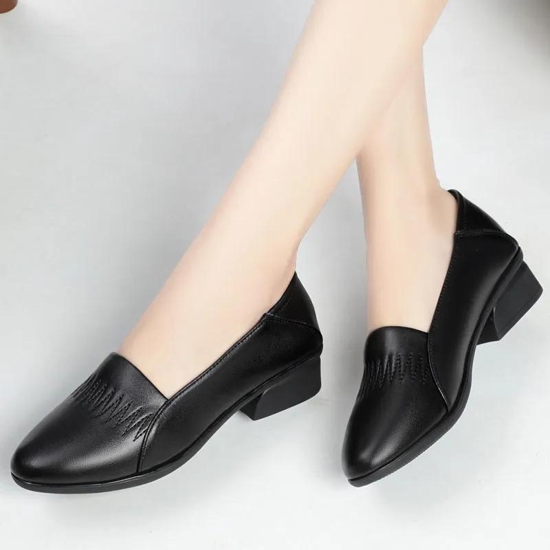 Soft Shoes Spring and Autumn Ladies Shoes Round Head Shallow Mouth Foot Shoes Thick with Soft Bottom Shoes