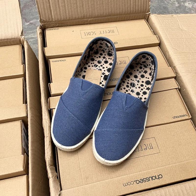 Spring and Autumn Flat Canvas Shoes Women's Slip on Breathable Non-slip Soft Sneakers Pregnant Lady Flat Heel Driving Shoes