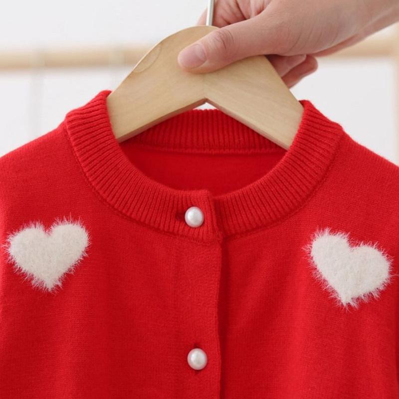 Children's Autumn Coat Girl Round Neck Cardigan Sweater Heart-shaped Knitted Cardigan