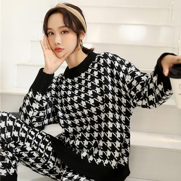 2pcs/set Women Knitted Tracksuit Houndstooth High Neck Sweater + Carrot Jogging Pants Pullover Sweater Set CHIC Knitted Outwear