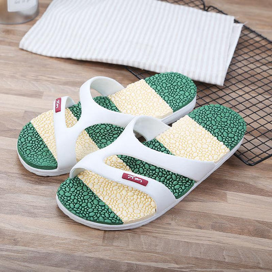 Korean Version of The Men's Summer Word Slippers Couple Beach Wear-resistant Soft Bottom Shoes Fashion Indoor and Outdoor Non-slip Home Sandals