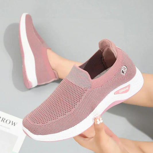 Women's Slip on Flat Shoes Non-slip Soft Bottom Breathable Mesh Knitted Sneakers Casual Sports Shoes Spring and Autumn Outdoor Walking Shoes