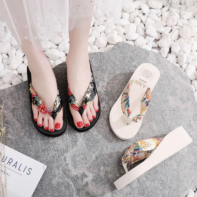 High-heeled Platform Flip-flops Women Summer Korean Version  Non-slip Slope Heel Beach Shoes Wear Women's Sandals  Slippers