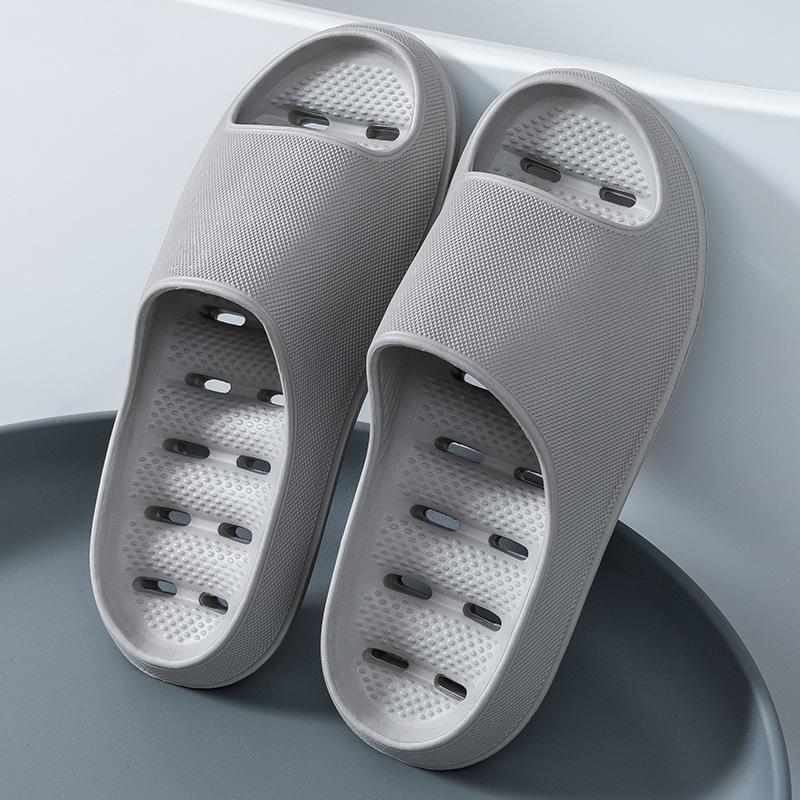 Water Leaking Hollow Deodorant Slippers Bathroom Non-slip Slippers Summer Women Thick Bottom Home Slippers Men Go Out Flip Flops Comfortable Sandals