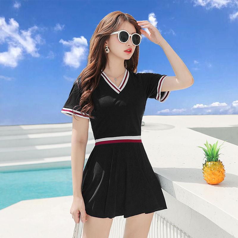 Swimsuit Split Belly Skirt Two-piece Boxer Briefs Two-piece Sports Swimwear Short-sleeved V-neck Top + Short Skirt Swimming Shorts Female Swimsuit Set