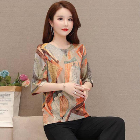 Summer Thin Imitation Ice Silk Top Women's Loose and Thin Fashion Top Mother's Wear Women's Five-point Sleeve Small Shirt