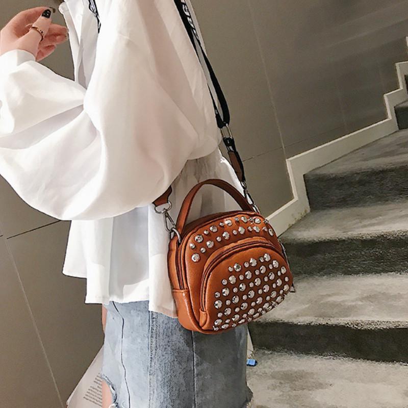 Women's Soft PU Small Bag New Rivet Bag Women's Fashion Shoulder Bag Messenger Bag Cool Women Bag