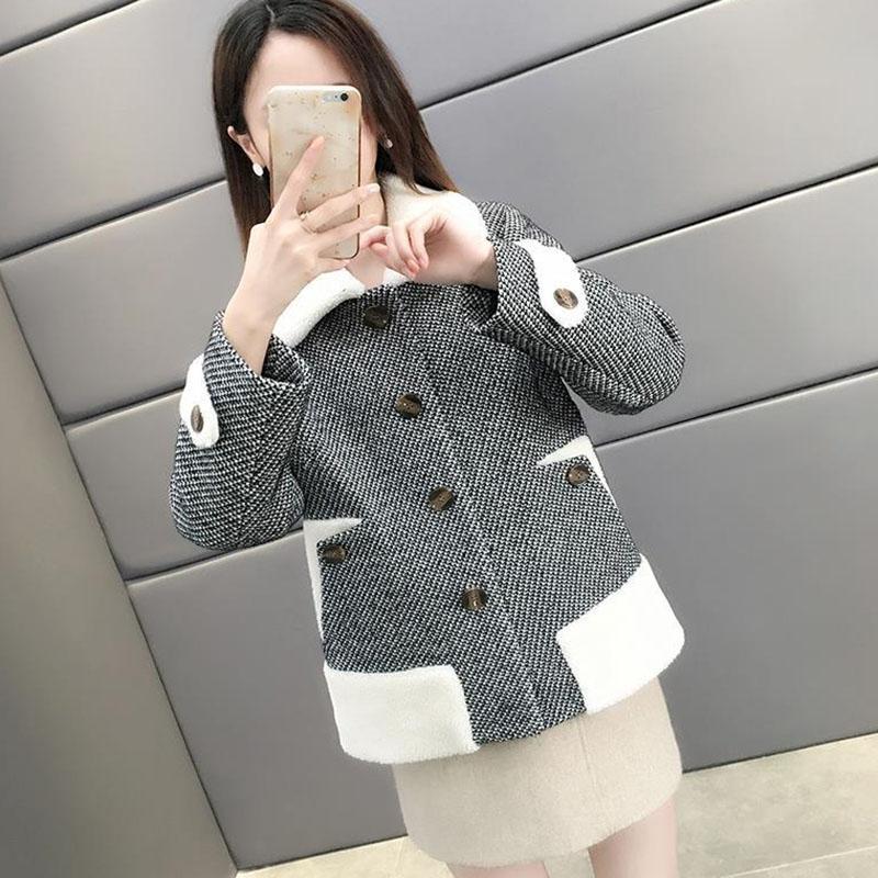 Autumn and Winter Women's Short Woolen Coat Loose and Thin Thick Ferret Coat