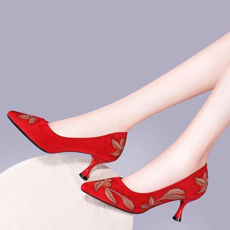 Shoes with Cheongsam Retro High-heeled Shoes Female Stiletto Embroidered Chinese Style Black Retro Four-season Shoes