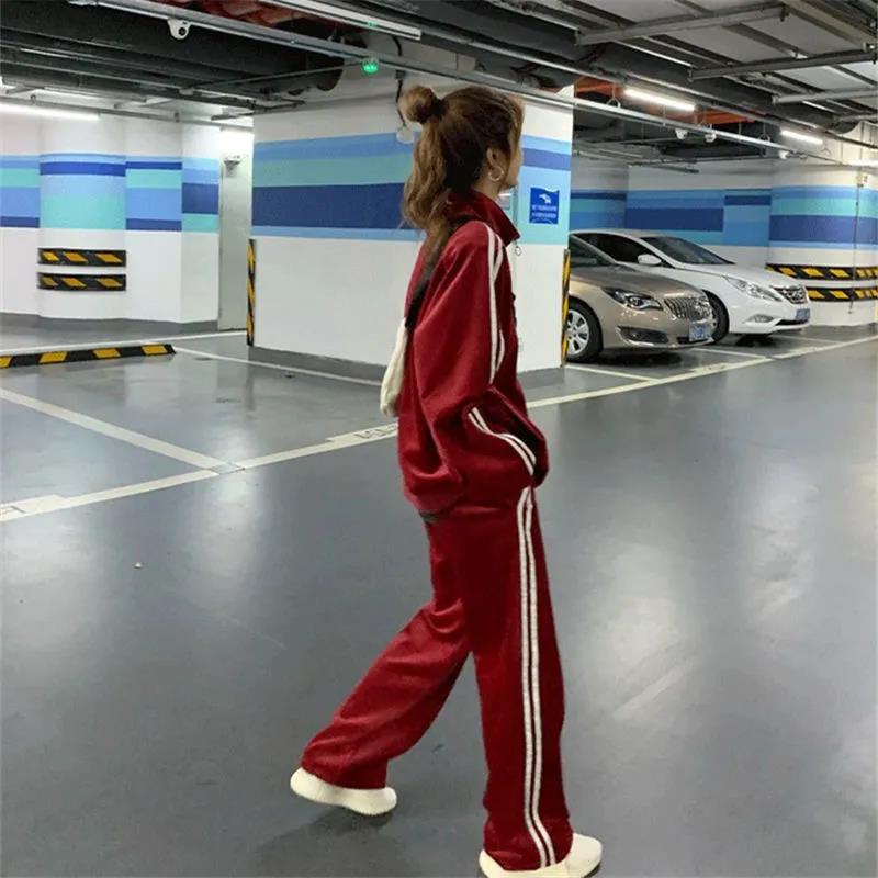 Winter Leisure Gold Velvet Sports Suit Women's Fashion Age Reduction Small Casual Thickened Two-piece Suit