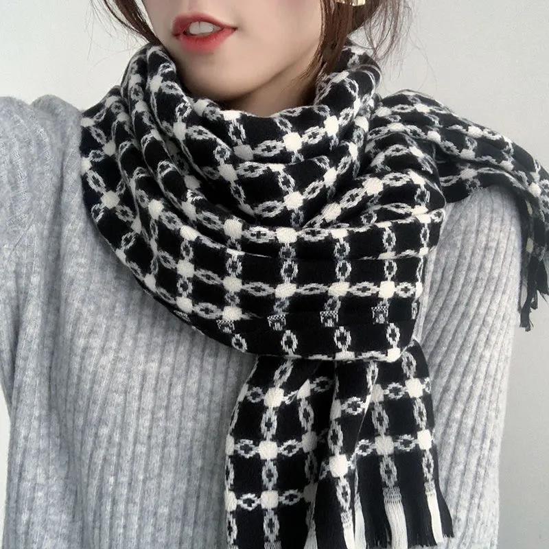 Women's Cashmere Scarf Soft Knitted Print Scarf Winter Lengthened Thick Temperament Shawl Scarf