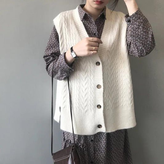 Sleeveless Knitted Vest Cardigan Women Retro Outer Wear Vest with Loose V-neck Sweater Vest Solid Color Simple Sweater Jacket