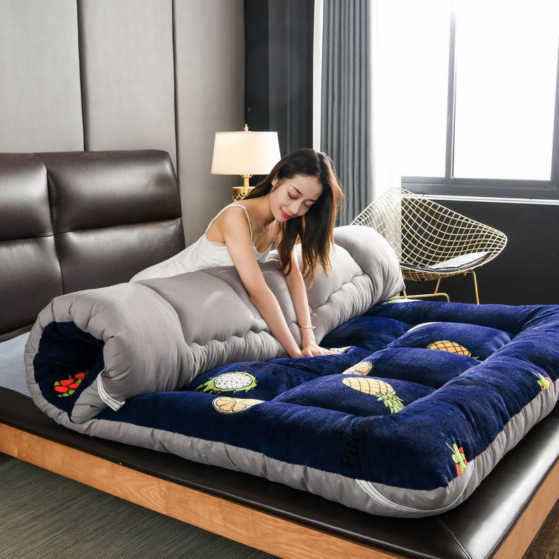 Household Thickened Lamb Velvet Soft Mattress Non-slip Foldable Student Dormitory Sleeping Pad