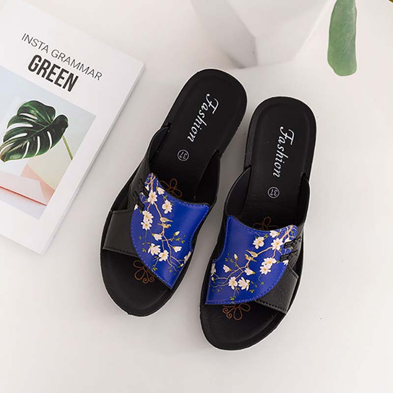 Middle-aged Elderly Mother Sandals and Slippers Thick-soled Slope-heeled Ladies Mid-heel Non-slip Comfortable Outer Wear Soft-soled Increased Sandals