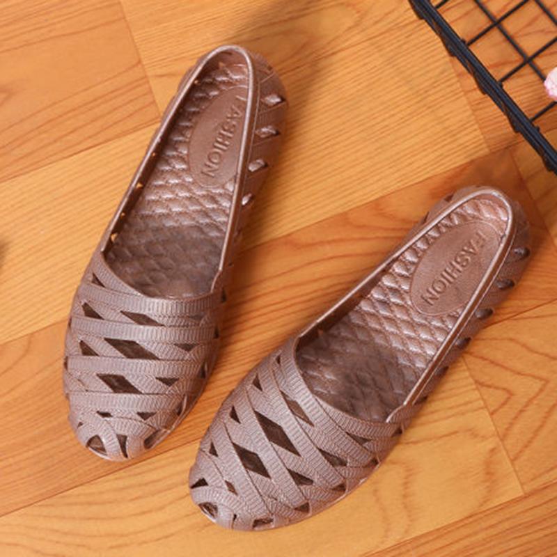 Summer Comfortable Slope Heel Non-slip Nurse Shoes White Sandals Female Summer Plastic Hollow Mother Shoes Work Shoes