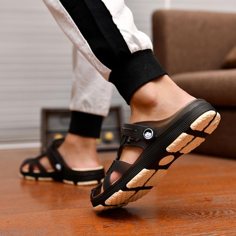 Men's Slippers Outdoor Slippers Breathable Hollow Non-slip Bathroom Beach Sandals Casual Footwear