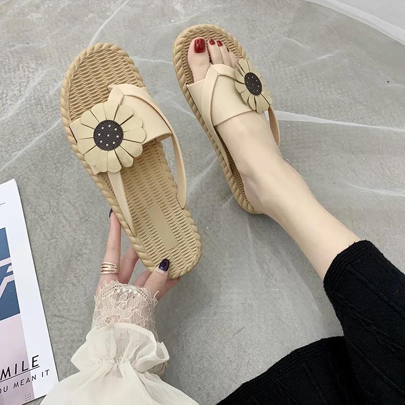 Sandals and Slippers Women's Summer All-match Fashion Flower Flat Flip-flops Outside Wear Non-slip Seaside Beach Shoes