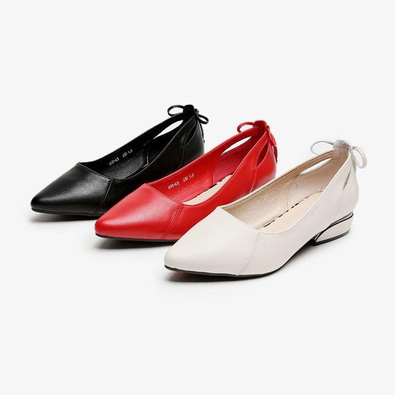 Soft Leather Shoes Women Spring Summer Work Low Heels Pointed Shoes Shallow Mouth Shoes Ladies Thick with Work Shoes