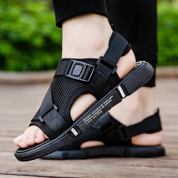 Men's Summer Casual Sandals Non-slip Breathable Black Slippers