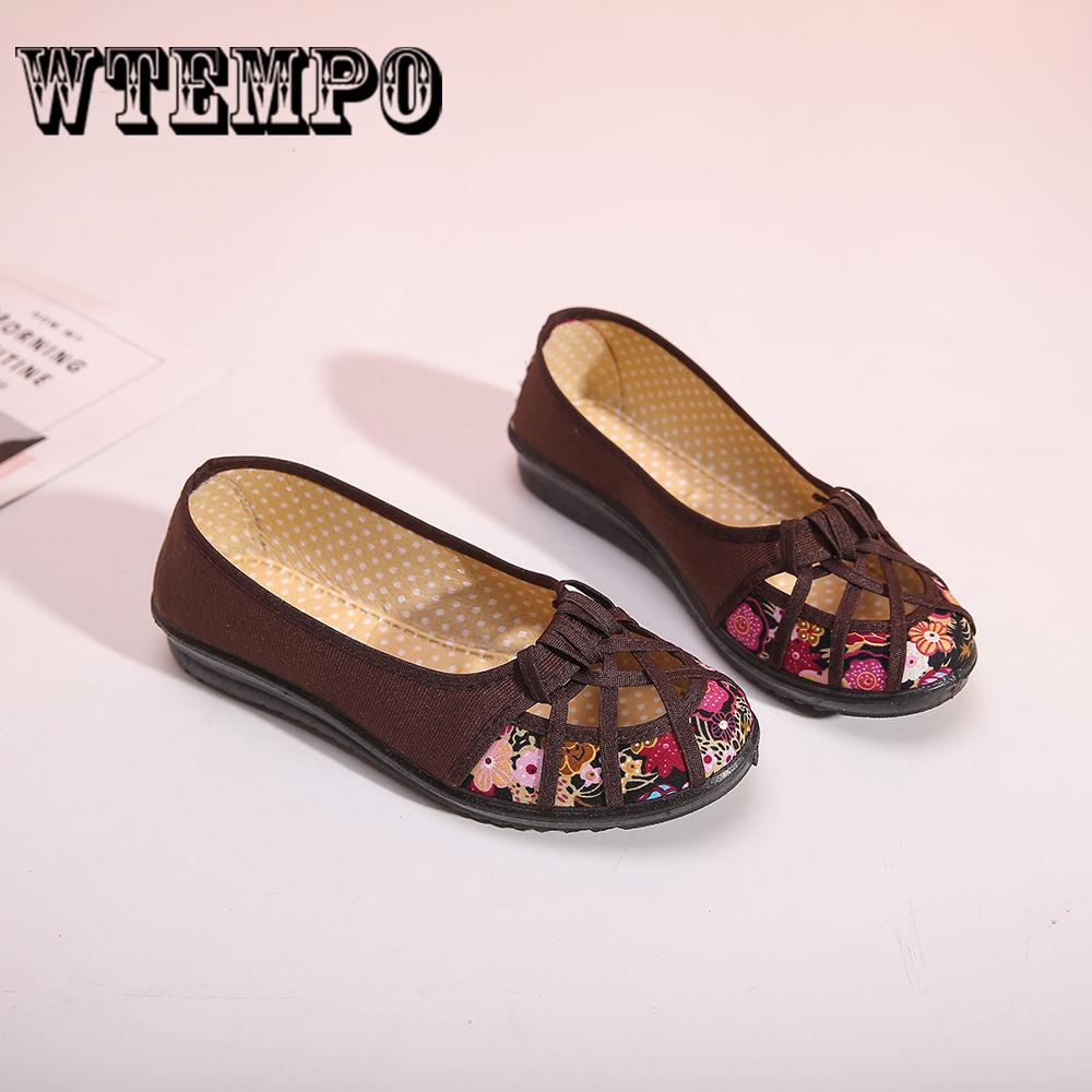 Pair of Shoes Cut Out Toe Floral Women Flat Shoes Hollow Out Sandals