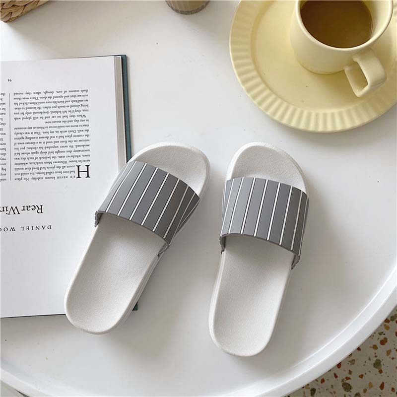 Slippers Women's Summer Wear Home Non-slip Flat Beach Shoes for Student Couples