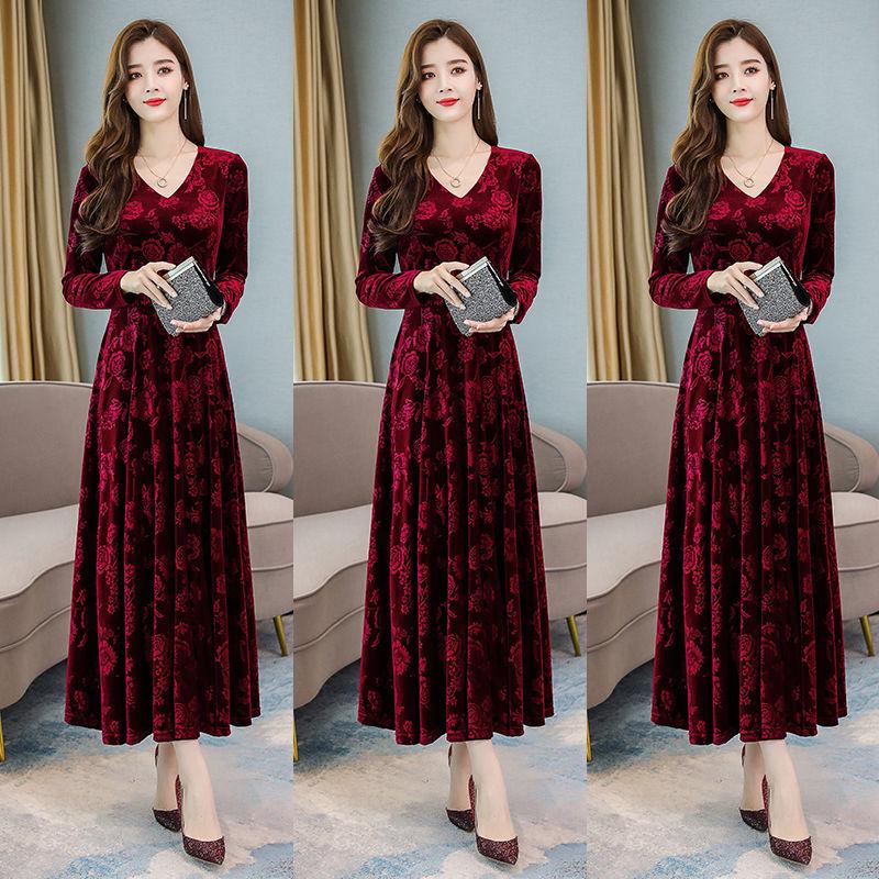 Autumn Winter Large Size Women Gold Velvet Dress Long Sleeve Round Neck Dress Slim Long Dresses