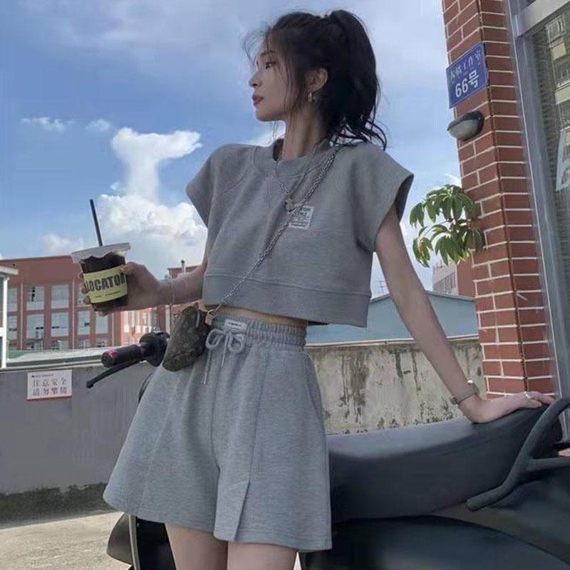 2PCS Women's Casual Sportswear Suit Korean Version Loose Short Sleeves + High Waist Wide Leg Shorts Two-piece Fitness Jogging Short Suit