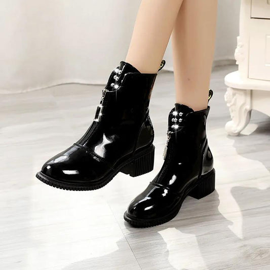 Female Black Thick Bottom Plush Martin Boots Women's Autumn and Winter British Style Large Size Versatile Short Boots