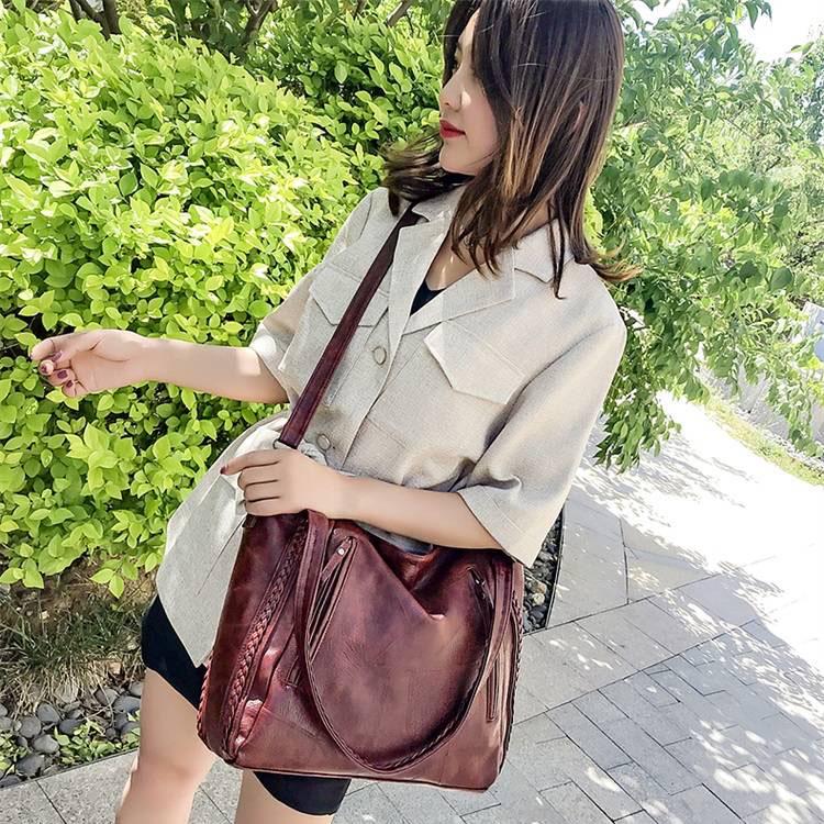 Leather bag Big capacity European and American style Shoulder Handbag Trendy wild Woman bag