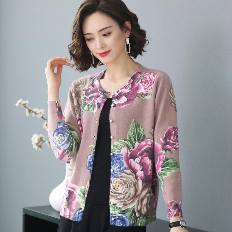 Autumn and Winter Printed Cardigan Women's Plus Size Casual Sweater Coat High-end Wool Sweater