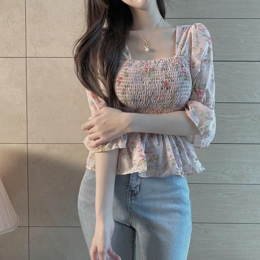 Summer Sweet Floral Bell-sleeved Chiffon T-Shirts with Ruffles At The Waist