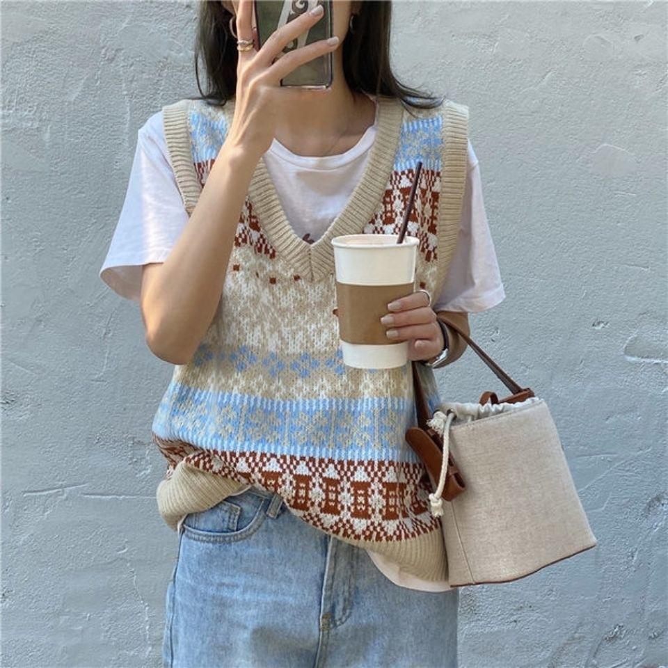 Autumn and Winter Loose Female Student Knit Sweater Wild V-neck Retro Vest Contrast Color Sleeveless Sweater