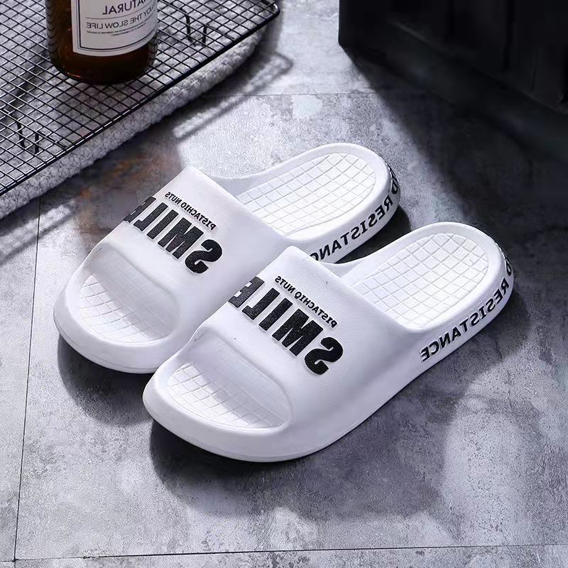 Men's and Women's Same Style Non-slip Slippers Summer Couples Home Bathroom Bath Slippers Men's Outer Wear Flip-flops Sandals and Slippers