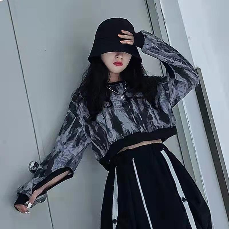 Women's Sweater Spring and Summer Korean Version Loose Harajuku Style Tie-dye Ripped Sweater Short Thin Long-sleeved Top