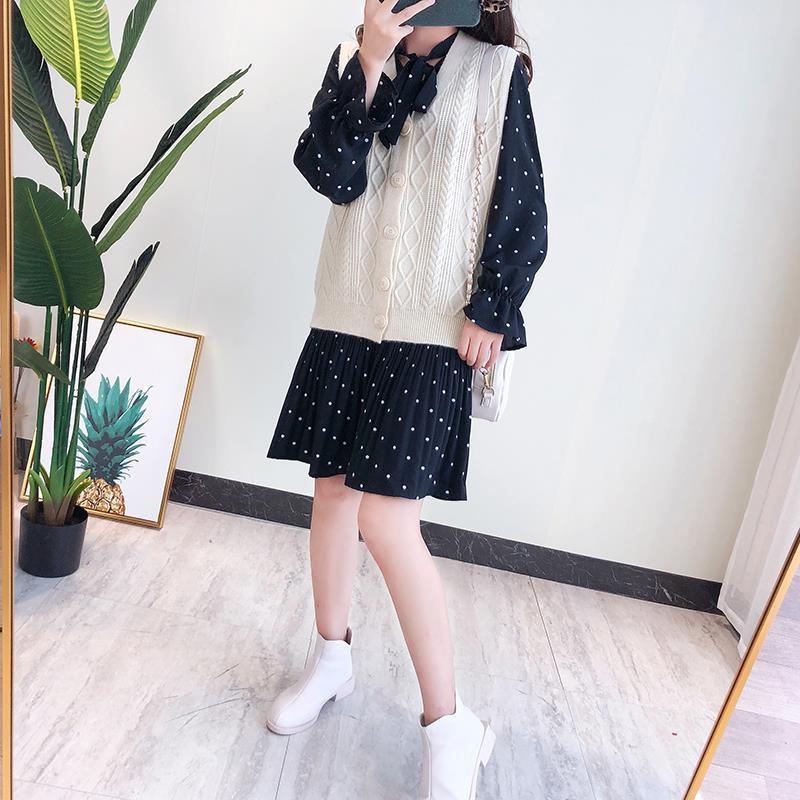 Autumn and Winter V-neck Cardigan Vest Loose College Style Knit Top Fashion Simple Female Jacket