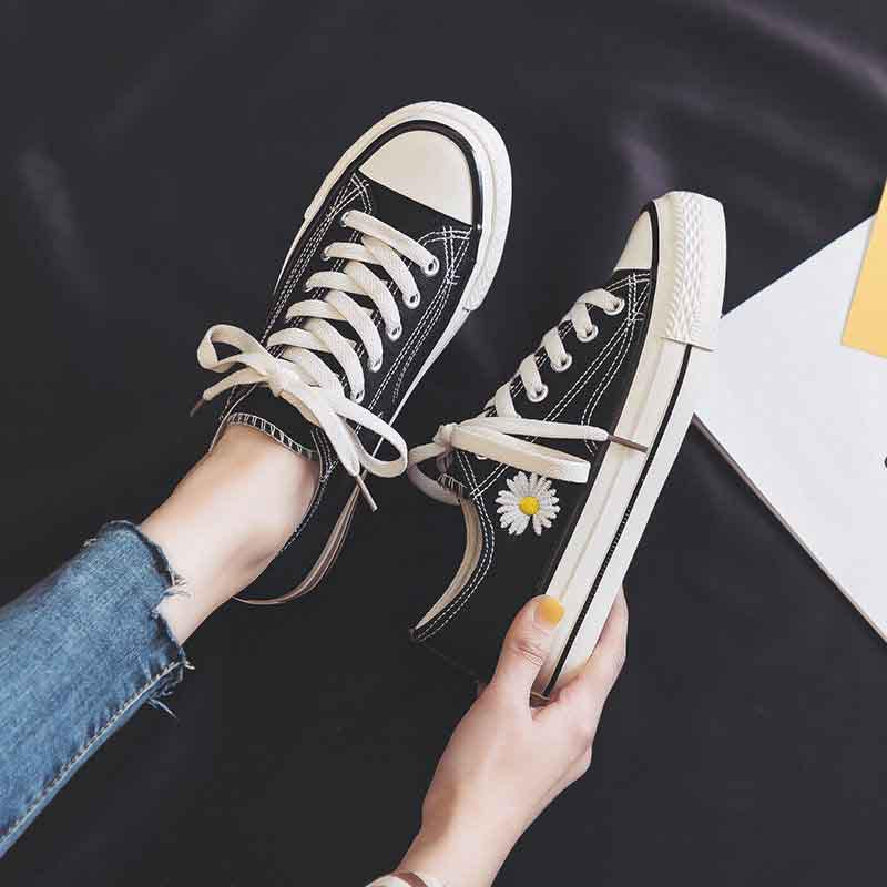 Women Ins Low-top Canvas Shoes Wild Flat Shoes Non-slip Deodorant Breathable Casual Shoes Sneakers