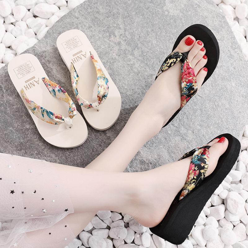 High-heeled Platform Flip-flops Women Summer Korean Version  Non-slip Slope Heel Beach Shoes Wear Women's Sandals  Slippers