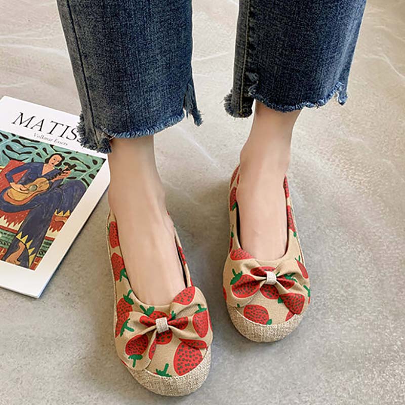 Single Shoes Women's Spring and Summer Korean Version of All-match Pump Flat Shoes Retro Strawberry Women's Shoes Peas Shoes