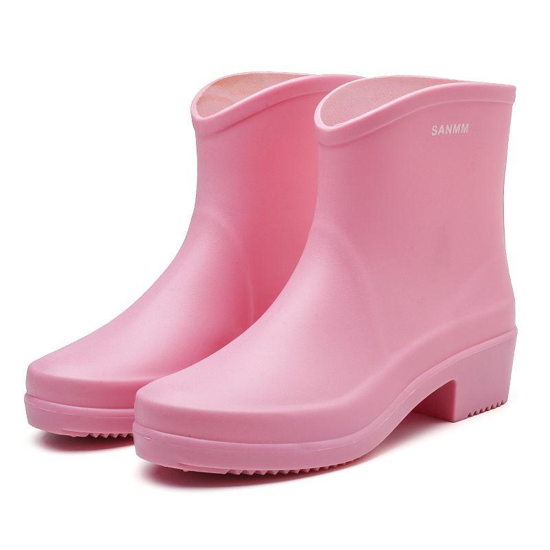 Rain Boots Women's Mid-tube Fashion Style Outer Wear Waterproof Shoes Rain Boots Summer Short Tube Overshoes Kitchen Non-slip Rubber Shoes