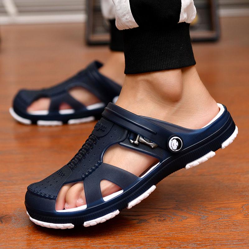 Men's Slippers Outdoor Slippers Breathable Hollow Non-slip Bathroom Beach Sandals Casual Footwear