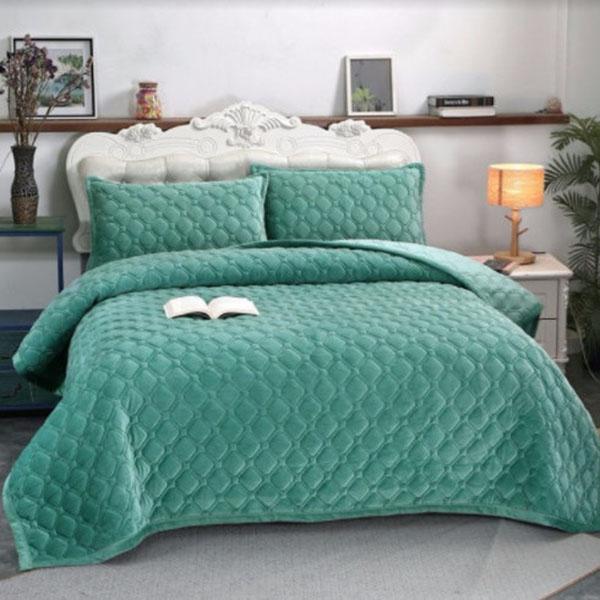 3pcs/set Crystal Velvet Sheet European Style Quilted Non-slip Sheet Warm Blanket Pilowcase 3 Piece Set