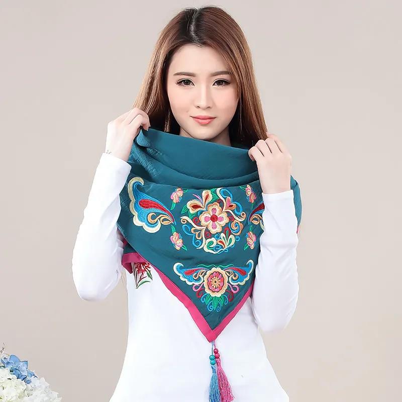 Women's Cotton Linen Ethnic Scarf Embroidered Flower Scarf All Match Shawl Retro Triangle Scarf Exquisite Embroidery Scarves Wrap Shawl Neckerchief